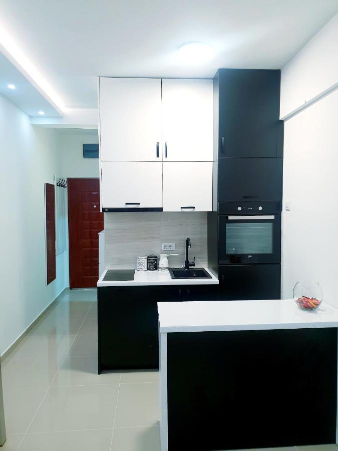 Lux Apartment - Central Place Bar Luaran gambar